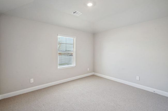 Photo is not of the actual home, but is an inspirational photo of builder’s model home and may depict options, furnishings, and/or decorator features that are not included. | Image 15