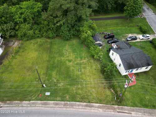 402 Bell Fork Rd, Jacksonville, NC, 28540-7005 | Card Image