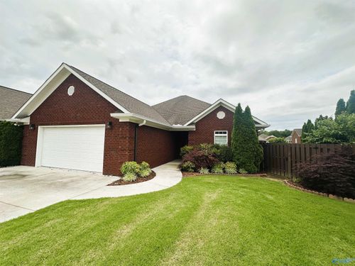 104 Canterbury Cir, Arab, AL, 35016-2717 | Card Image