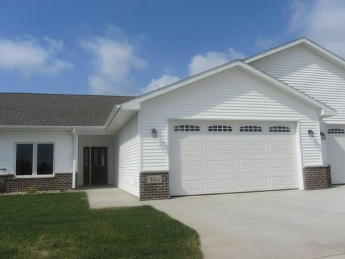 1-435 Autumn Ln, Cedar Falls, IA, 50613-2395 | Card Image
