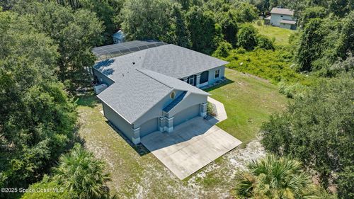 5680 Seminole St, Mims, FL, 32754-6906 | Card Image