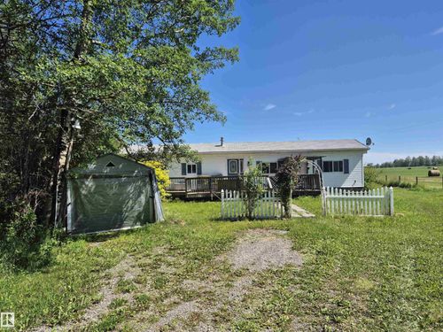 463051 Range Road 64, Wetaskiwin County No 10, AB, T0C0T0 | Card Image