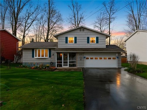 4270 Orion Path, Liverpool, NY, 13090-1942 | Card Image