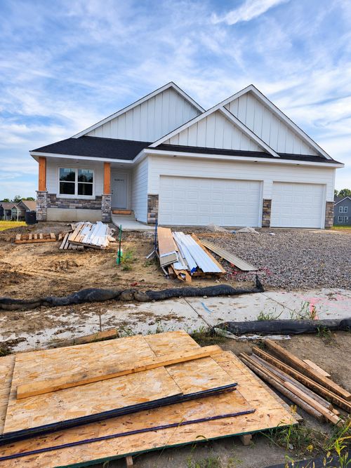 530 Sienna Dr, Watertown, MN, 55388-7500 | Card Image