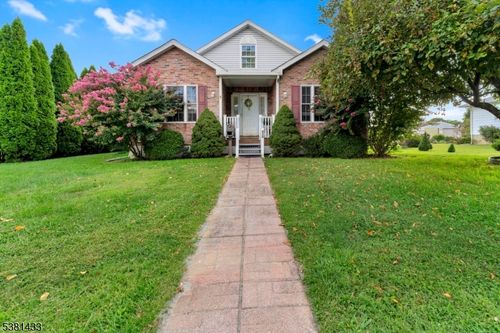 930 Wilbur Ave, Phillipsburg, NJ, 08865-3441 | Card Image