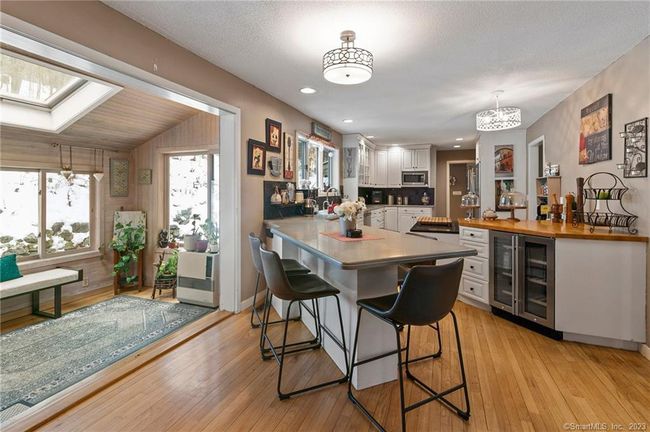48 Dry Bridge Rd, House other with 5 bedrooms, 4 bathrooms and 5 parking in Canton CT | Image 12