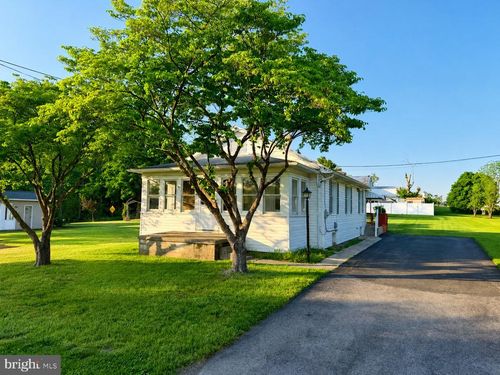 6016 Baltimore Pike, LITTLESTOWN, PA, 17340-9501 | Card Image
