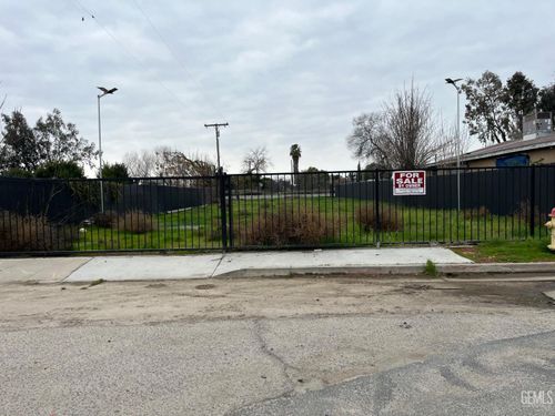 661 N State St, Earlimart, CA, 93219 | Card Image