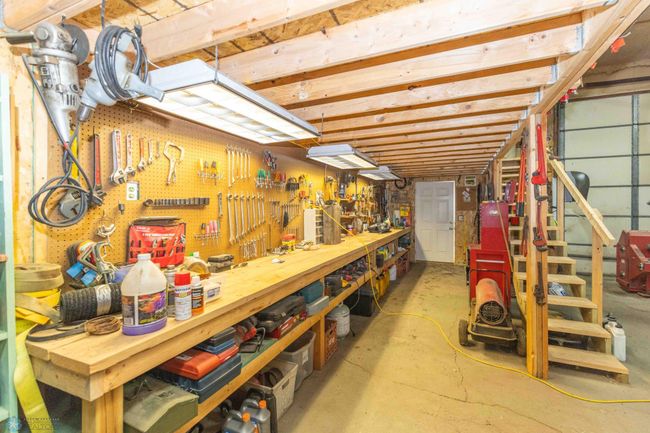 Built in storage for 60x28 shop | Image 53