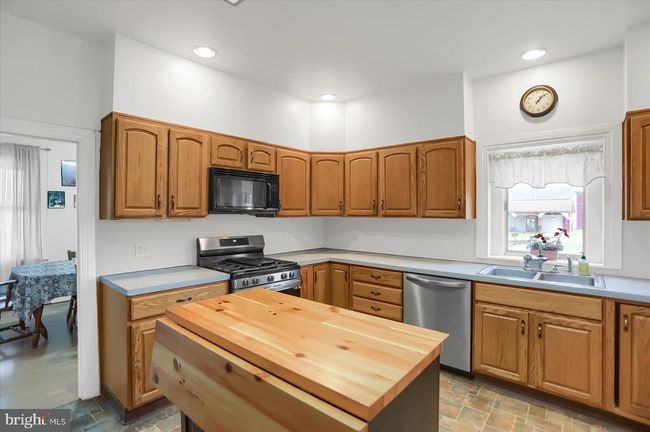 2905 State Route 54, Home with 6 bedrooms, 3 bathrooms and null parking in ELYSBURG PA | Image 11