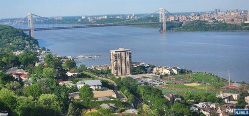 200 Winston, Cliffside Park, NJ, 07010 | Card Image