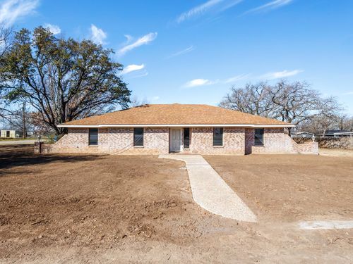 401 N Avenue E, Cross Plains, TX, 76443 | Card Image