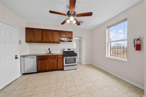 4-402 Jericho Tpke, New Hyde Park, NY, 11040-4510 | Card Image