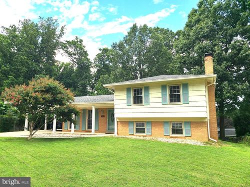 7910 Harwood Pl, SPRINGFIELD, VA, 22152-1913 | Card Image
