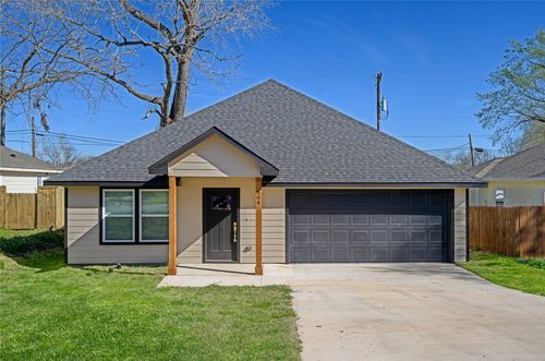 309 E Shepherd St, Denison, TX, 75021-4839 | Card Image