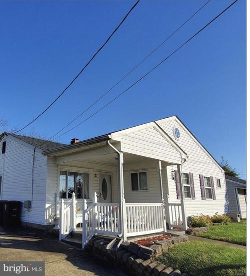 6914 Elkins Ave, OXON HILL, MD, 20745-1109 | Card Image