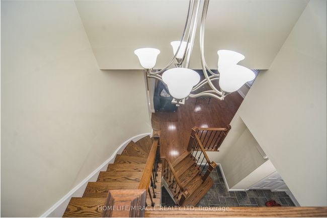 38 River View Dr, House other with 4 bedrooms, 3 bathrooms and 4 parking in Brampton ON | Image 21