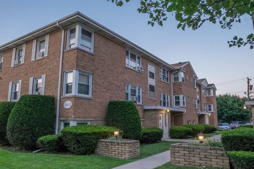 apt-1e-1537 William St, River Forest, IL, 60305-1151 | Card Image