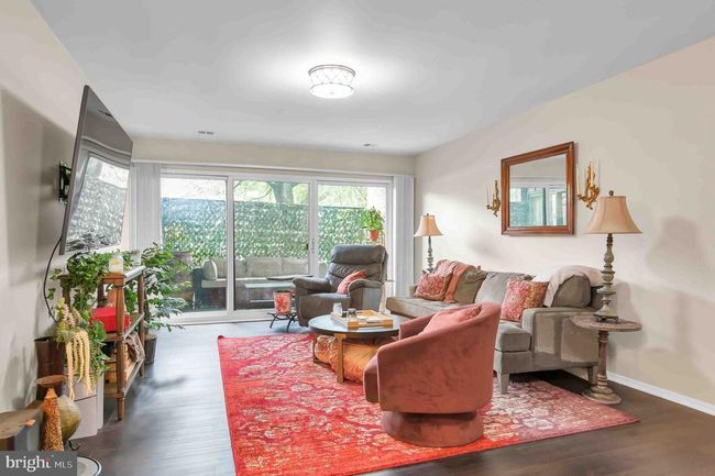 APT-101 - 2817 Jermantown Rd, Condo with 2 bedrooms, 2 bathrooms and null parking in OAKTON VA | Image 5