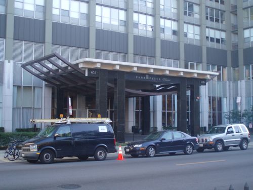 c36-655 W Irving Park Rd, Chicago, IL, 60613-3123 | Card Image