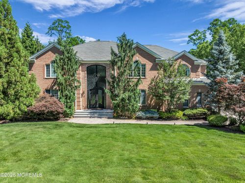 45 Centerville Rd, Holmdel, NJ, 07733-1172 | Card Image