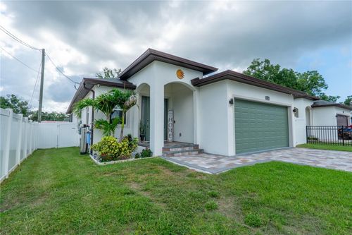 8307 N Gomez Ave, TAMPA, FL, 33614-2814 | Card Image