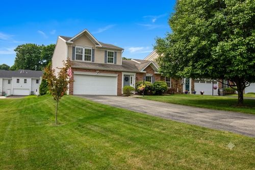 105 Raven Cir, Sarver, PA, 16055-1831 | Card Image