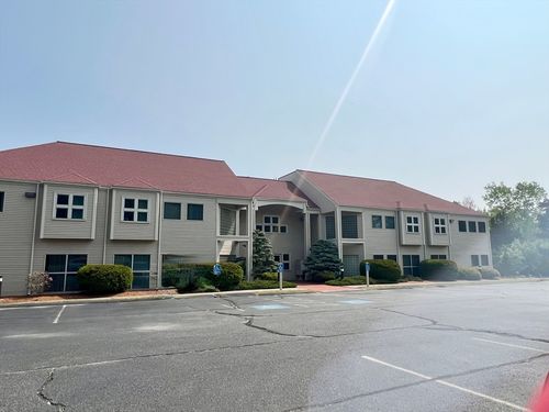 102-e-10 River Rd, Uxbridge, MA, 01569-2259 | Card Image