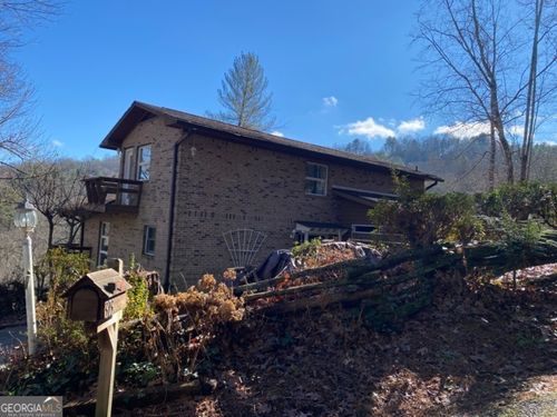 373 Western Way, Rabun Gap, GA, 30568-3419 | Card Image