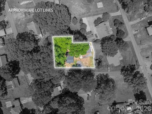 304 Margie St, Belmont, NC, 28012-2634 | Card Image