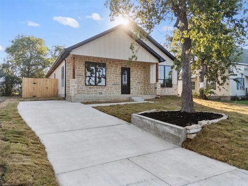 921 S 15th St, Waco, TX, 76706-1720 | Card Image