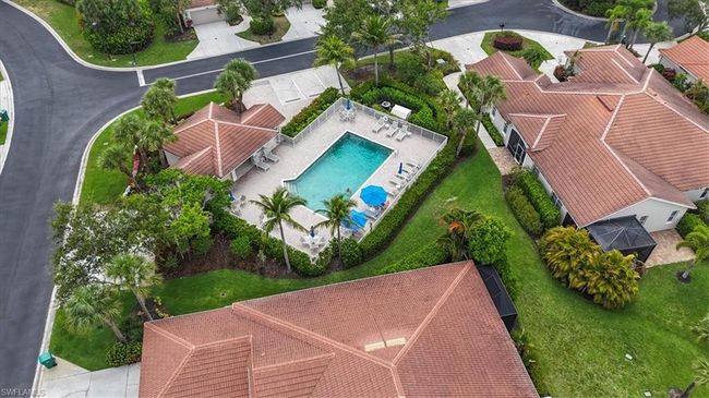 Bird's eye view of a pool | Image 36