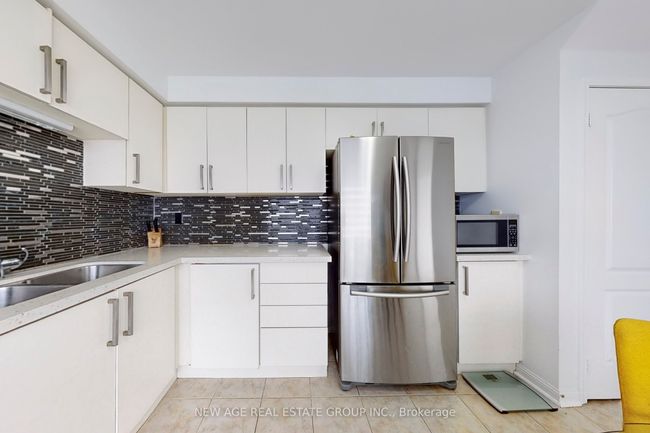 1506 Harwood Dr, House attached with 4 bedrooms, 3 bathrooms and 1 parking in Milton ON | Image 13