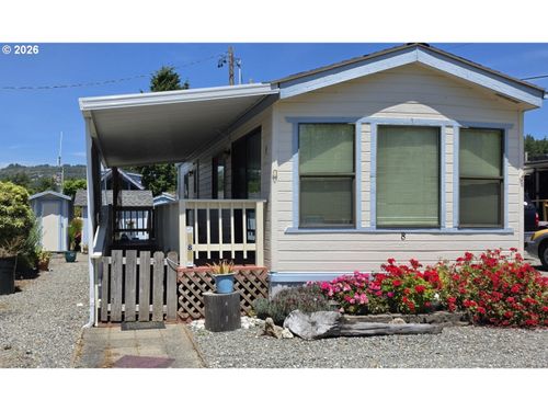 8-95706 Jerrys Flat Rd, Gold Beach, OR, 97444-9522 | Card Image