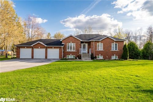 9017 Webster Rd, Glencairn, ON, L0M1K0 | Card Image