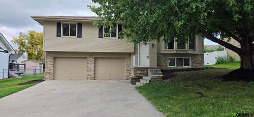 7809 S 71st Ave, La Vista, NE, 68128-3044 | Card Image