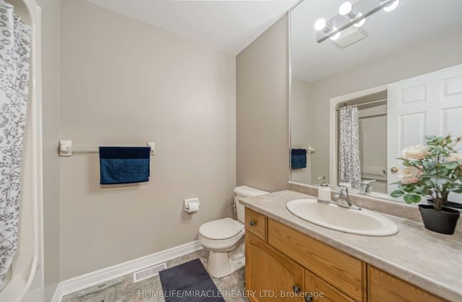 93 Lynch Cir, House attached with 4 bedrooms, 4 bathrooms and 2 parking in Guelph ON | Image 23
