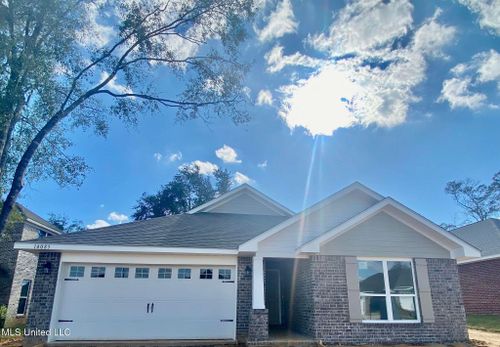 14038 Oak Arbor Dr, Gulfport, MS, 39503-5475 | Card Image
