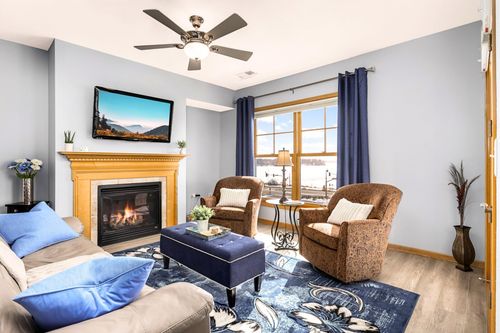 310-4100 Spring St, Spring Park, MN, 55384-9663 | Card Image