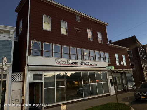 1 Hudson Ave, Chatham, NY, 12037-1110 | Card Image