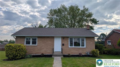 1229 S Fountain Street, Allentown City, PA, 18103 | Card Image