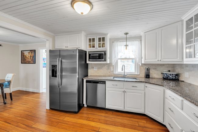 3 Plainview Dr, House other with 4 bedrooms, 2 bathrooms and 4 parking in Danielson CT | Image 5