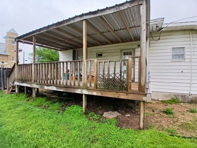 300 Nw 2 Nd St, House other with 2 bedrooms, 2 bathrooms and null parking in Hubbard TX | Image 32
