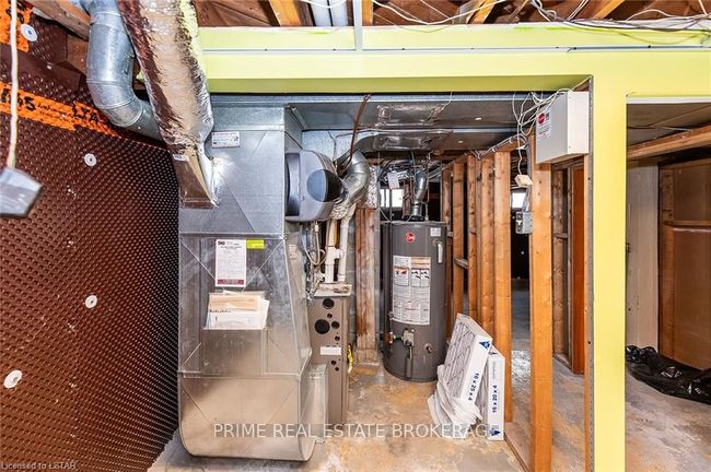 333 Vancouver St, House other with 2 bedrooms, 0 bathrooms and 3 parking in London ON | Image 25