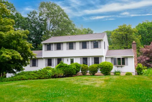 19 Kimberly Dr, Guilford, CT, 06437-1314 | Card Image