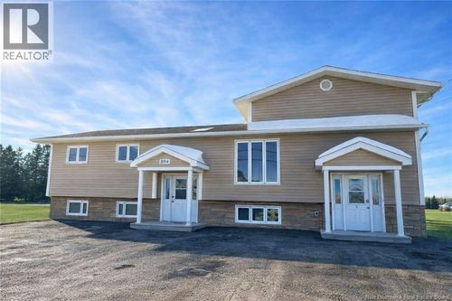 894 Rue Principale, Beresford, NB, E8K2G8 | Card Image