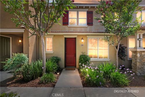 1704-30505 Canyon Hills Rd, Lake Elsinore, CA, 92532-7523 | Card Image