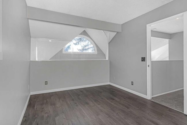 5418 4 A Street Sw, Home with 4 bedrooms, 2 bathrooms and null parking in Calgary AB | Image 16