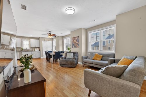 57-7 Gorham St, Chelmsford, MA, 01824-2955 | Card Image