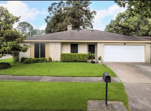 10434 Towne Oak Ln, Sugar Land, TX, 77498-1647 | Card Image